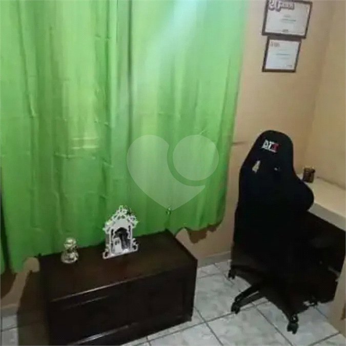 Sobrado à venda com 3 quartos, sendo 1 suíte,  em Jardim Líbano, São Paulo, SP