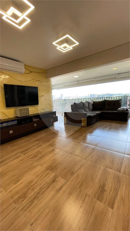 Apartamento à venda com 4 quartos, sendo 2 suítes, em Pinheiros, São Paulo, SP