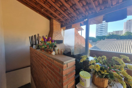 Casa à venda com 4 quartos, sendo 1 suíte, em Jardim São Carlos, Sorocaba, SP