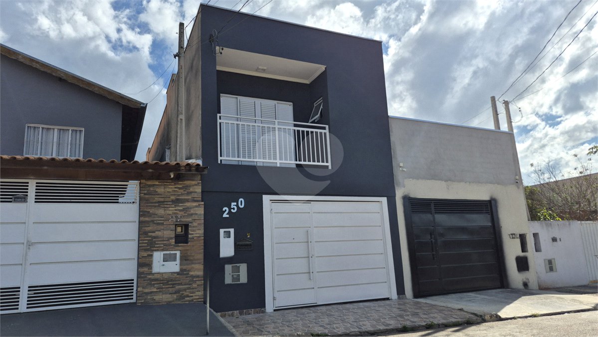 Casa à venda com 1 quarto, sendo 2 suítes, em Vila Nastri, Itapetininga, SP