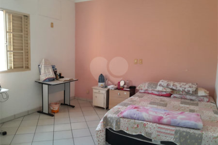 Casa à venda com 4 quartos, sendo 3 suítes, em Boa Esperança, Cuiabá, MT