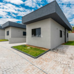 Casa térrea à venda com 3 quartos, sendo 1 suíte, no condomínio Flores da Usina, Atibaia - SP