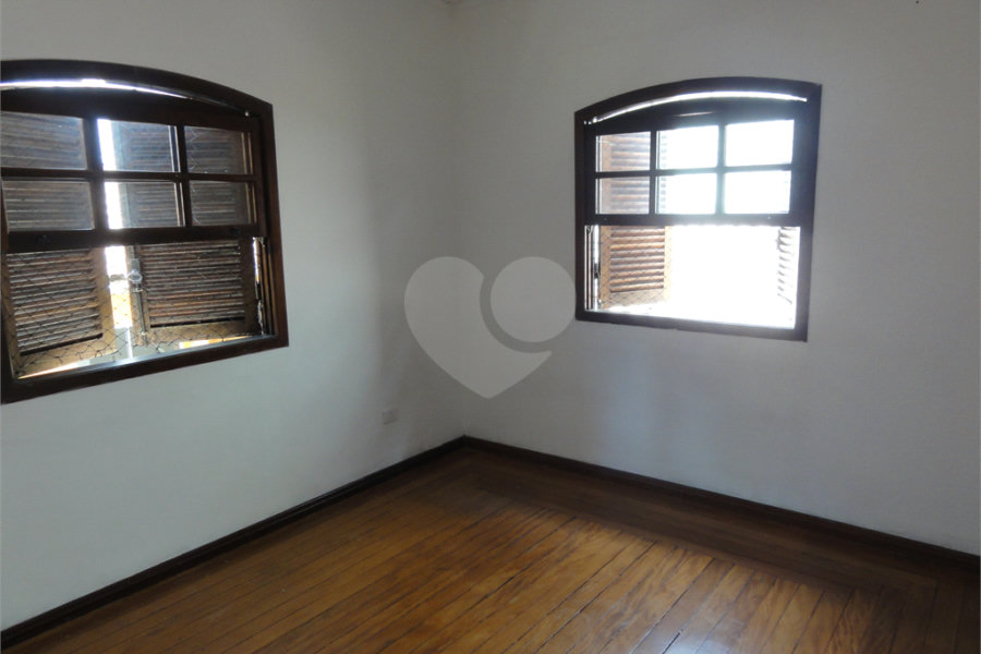 Casa Térrea à venda ou para alugar com 4 quartos em Jardim Floresta, São Paulo, SP