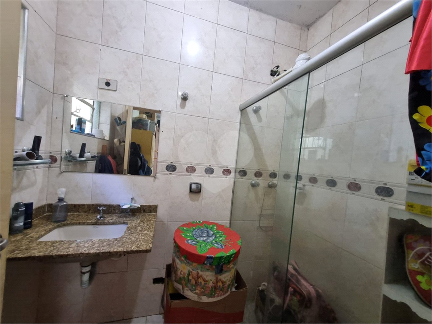 Casa à venda com 4 quartos, sendo 1 suíte,  em Jardim Guarujá, Sorocaba, SP