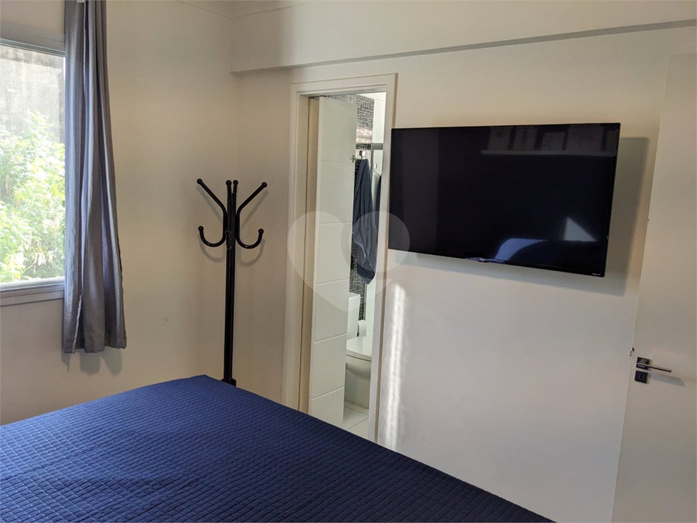 Apartamento à venda com 2 quartos, sendo 1 suíte,  em Jardim Rosa de Franca, Guarulhos, SP