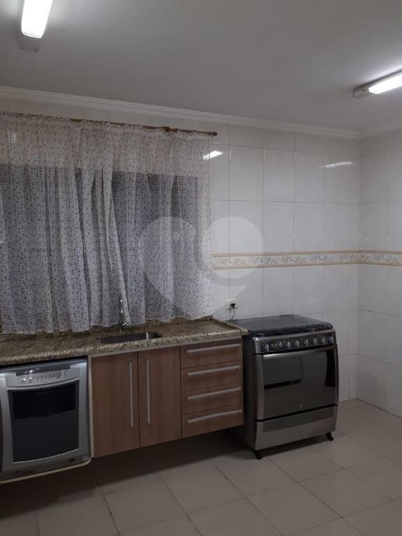 Sobrado à venda com 3 quartos, sendo 1 suíte,  em Tremembé, São Paulo, SP