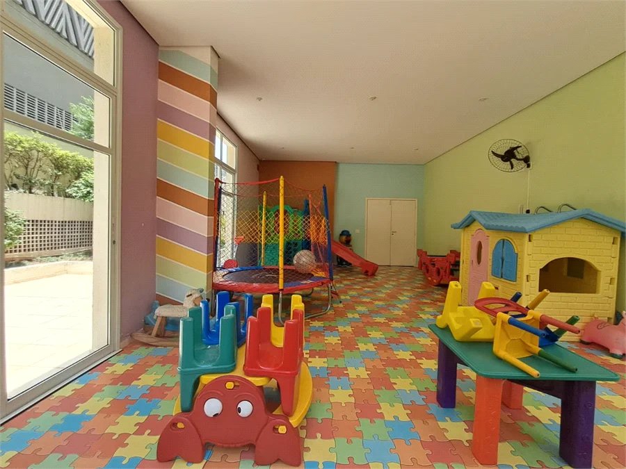 Apartamento à venda com 2 quartos, sendo 1 suíte,  em Pinheiros, São Paulo, SP