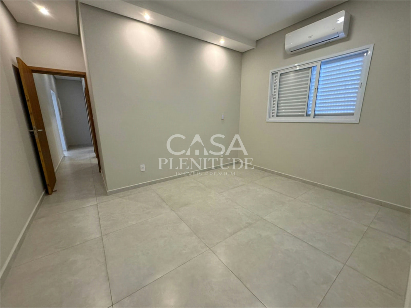 Casa em condomínio à venda com 3 quartos, sendo 1 suíte, em Jardim Residencial Campos do Conde, Sorocaba, SP