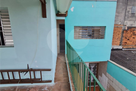 Casa à venda com 6 quartos em Vila dos Remédios, São Paulo, SP