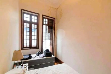 Casa à venda com 5 quartos, sendo 1 suíte,  em Tijuca, Rio de Janeiro, RJ