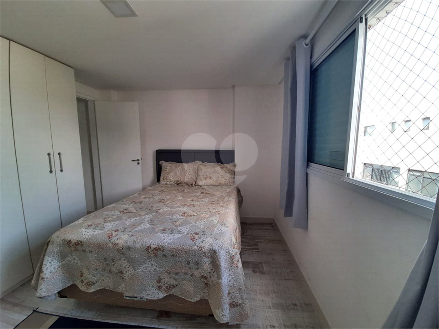 Apartamento à venda com 2 quartos, sendo 1 suíte,  no Centro, Mongaguá, SP