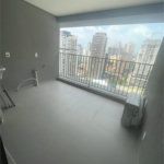 Apartamento à venda ou para alugar com 2 suítes em Jardim das Acácias, São Paulo, SP