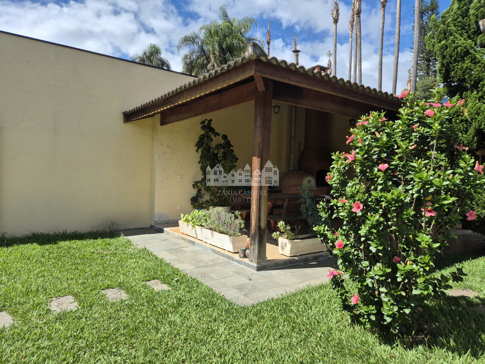 Casa, 3 quartos, 285 m² - Foto 2