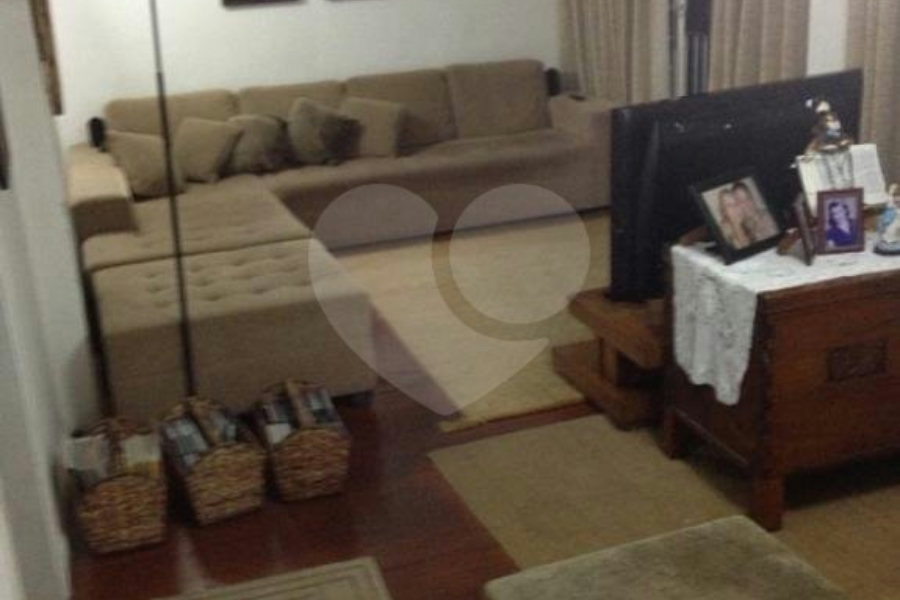 Sobrado à venda com 3 quartos, sendo 1 suíte, em Horto Florestal, São Paulo, SP