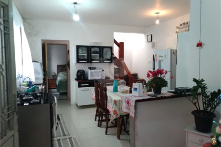 Sobrado à venda com 2 suítes em Jardim Maristela, Atibaia, SP