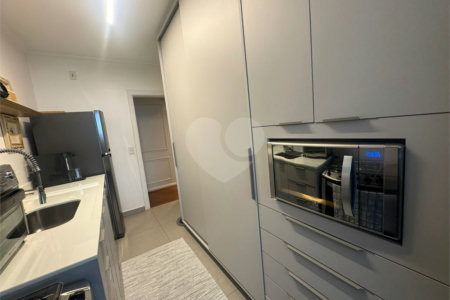 Apartamento à venda com 3 suítes em Indianópolis, São Paulo, SP