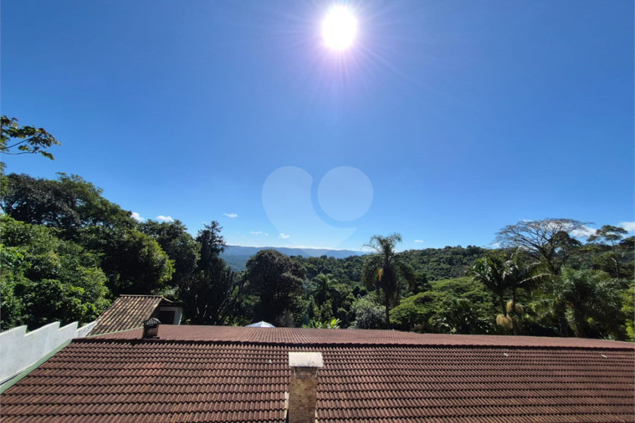 Casa Térrea à venda com 4 quartos, sendo 2 suítes, em Roseira, Mairiporã, SP