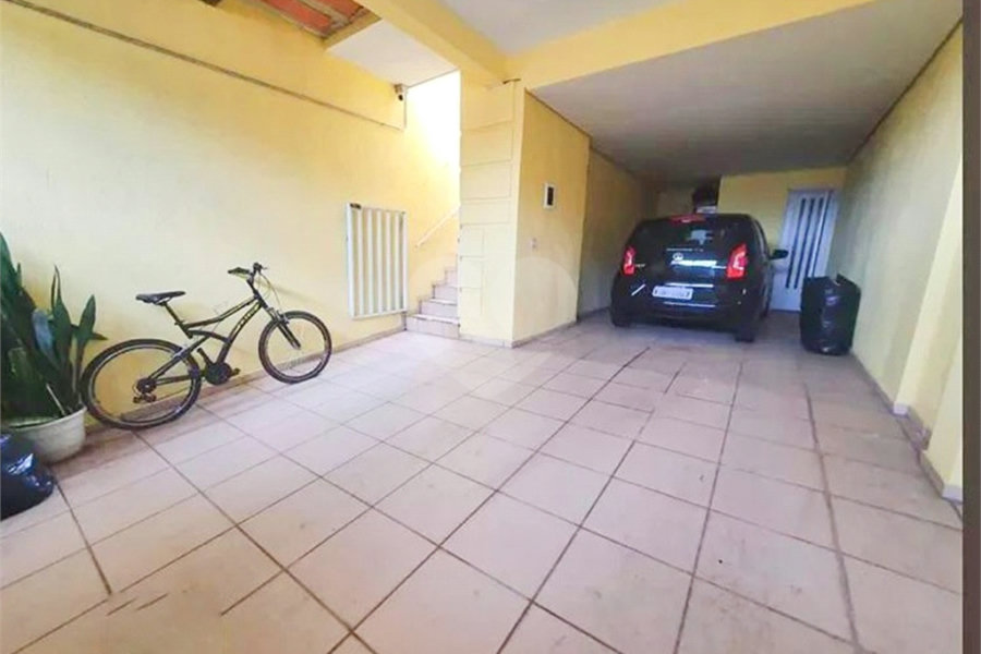 Casa à venda com 3 quartos, sendo 1 suíte, em Vila Sônia, São Paulo, SP