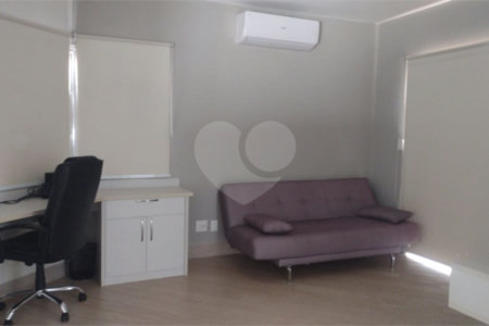 Casa à venda com 3 quartos, sendo 1 suíte, no condomínio Residencial Bouganville, Araraquara - SP