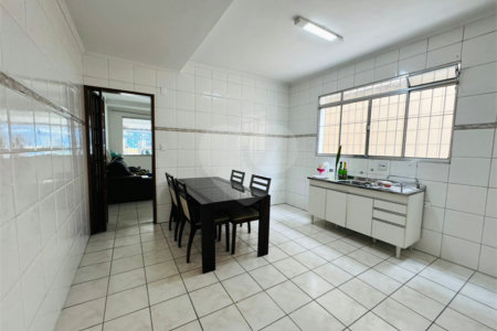 Casa à venda com 3 quartos, sendo 1 suíte,  em Vila Leonor, Guarulhos, SP