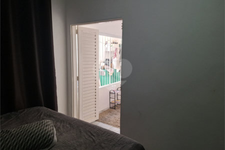 Casa à venda com 2 quartos, sendo 1 suíte,  em Jardim Wanel Ville V, Sorocaba, SP