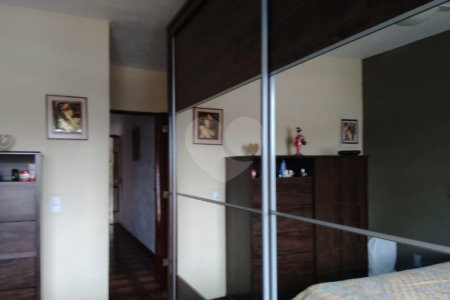 Casa à venda com 4 quartos, sendo 2 suítes, em Jardim Vila Galvão, Guarulhos, SP