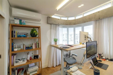Apartamento à venda com 4 quartos, sendo 2 suítes, em Higienópolis, São Paulo, SP