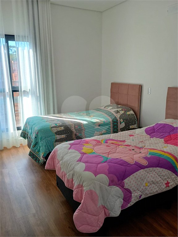 Casa à venda ou para alugar com 4 suítes no Centro, Jambeiro, SP