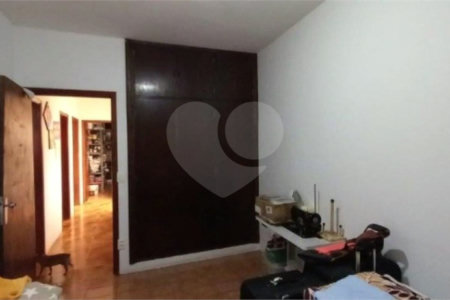 Casa à venda com 3 quartos, sendo 1 suíte, em Vila Barcelona, Sorocaba, SP