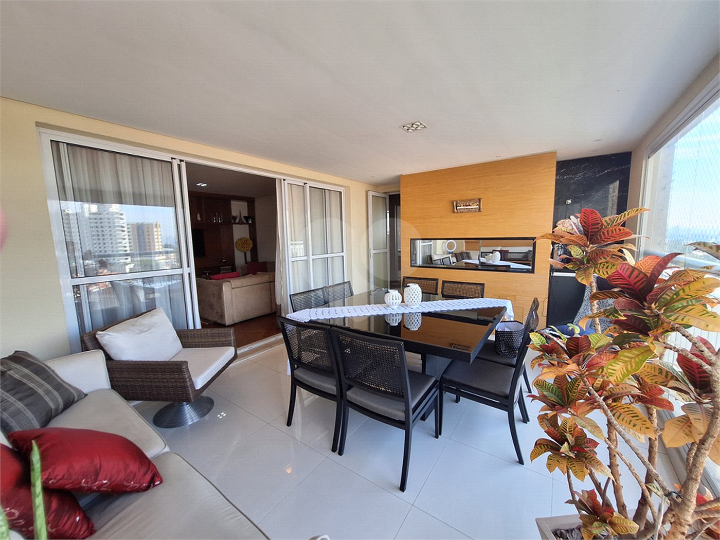 Apartamento à venda com 4 quartos, sendo 2 suítes, em Vila Maria Alta, São Paulo, SP