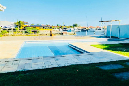 Casa para alugar com 5 quartos, sendo 4 suítes, em Marina, Armação dos Búzios, RJ