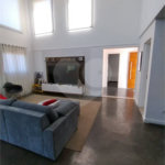 Casa à venda ou para alugar com 3 quartos, sendo 1 suíte, no condomínio Alpes da Cantareira, Mairiporã - SP