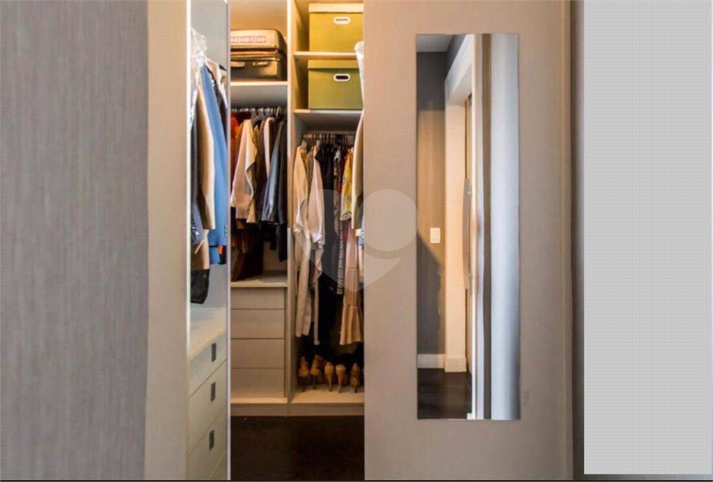 Apartamento à venda com 3 quartos, sendo 1 suíte,  em Vila Anastácio, São Paulo, SP