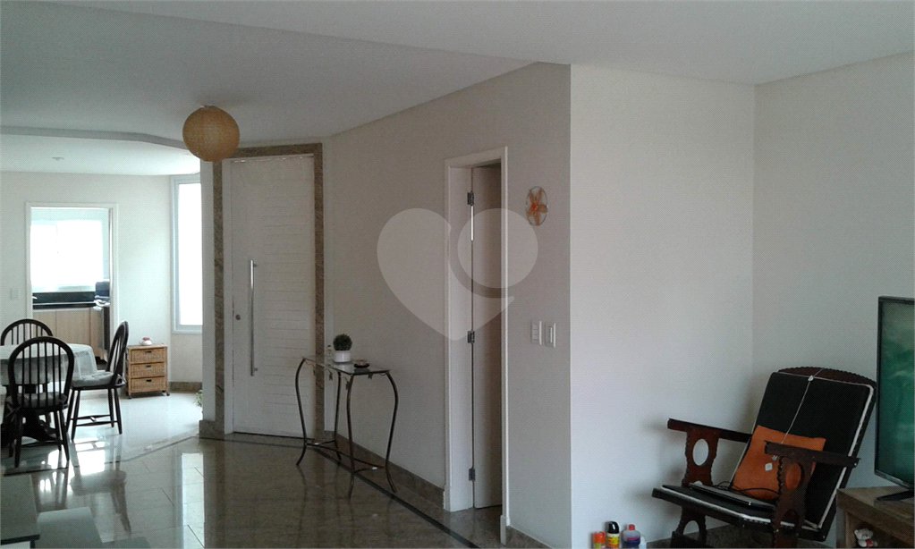 Casa à venda com 3 suítes em Campo Grande, São Paulo, SP
