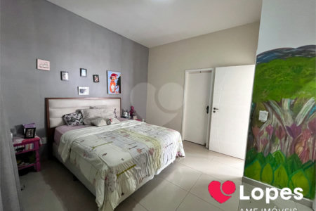 Casa à venda com 4 quartos, sendo 3 suítes, no condomínio Fazenda Cantagalo, Rio de Janeiro - RJ
