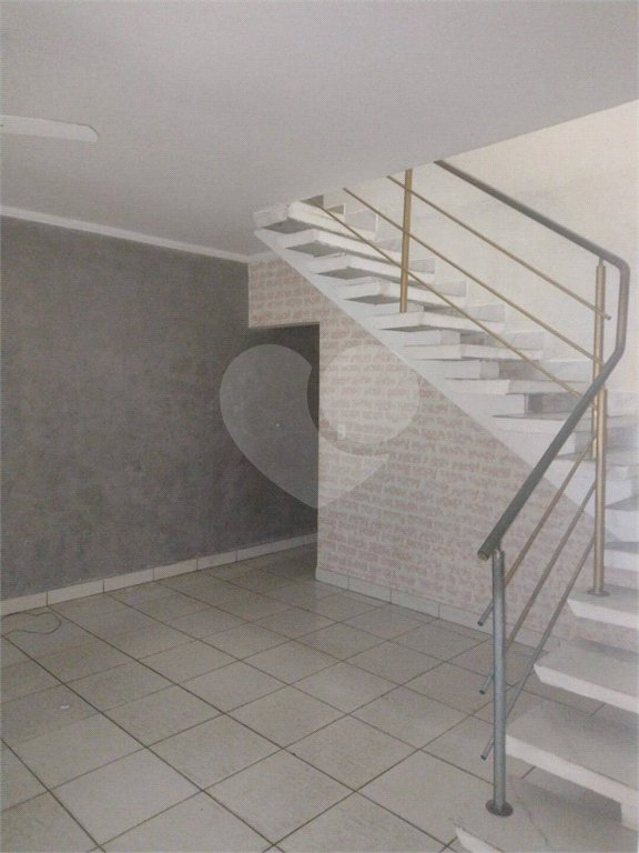 Casa à venda com 5 quartos, sendo 1 suíte, em Jardim Márcia, Suzano, SP