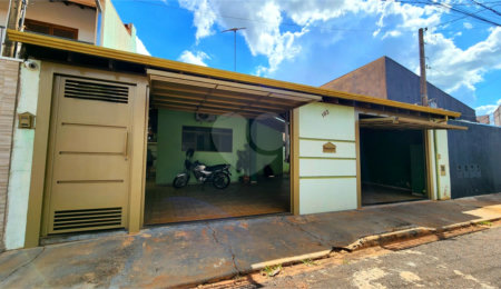Casa à venda com 3 quartos, sendo 1 suíte,  em Parque Residencial Vale do Sol, Araraquara, SP