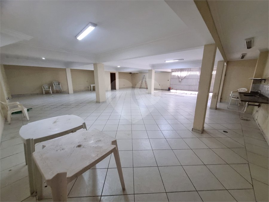 Sobrado à venda ou para alugar com 5 quartos, sendo 4 suítes,  em City América, São Paulo, SP