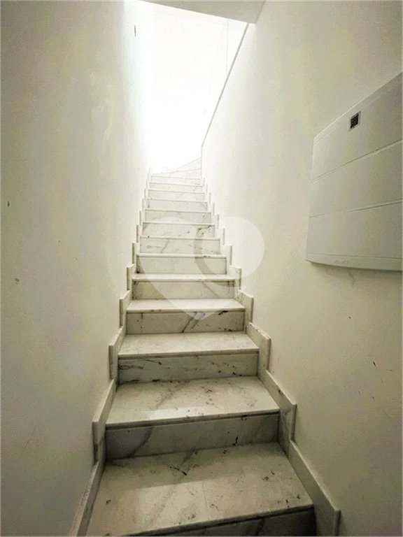 Casa à venda ou para alugar com 3 suítes no condomínio Quinta das Parreiras, Valinhos - SP