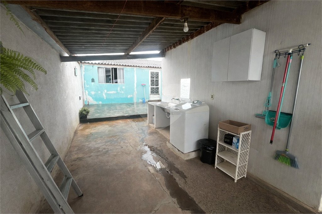 Casa à venda com 2 quartos em Vila Camarão, Itapetininga, SP