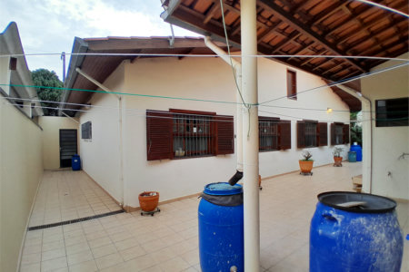 Casa Térrea à venda com 4 quartos, sendo 1 suíte, em Parque Continental, São Paulo, SP