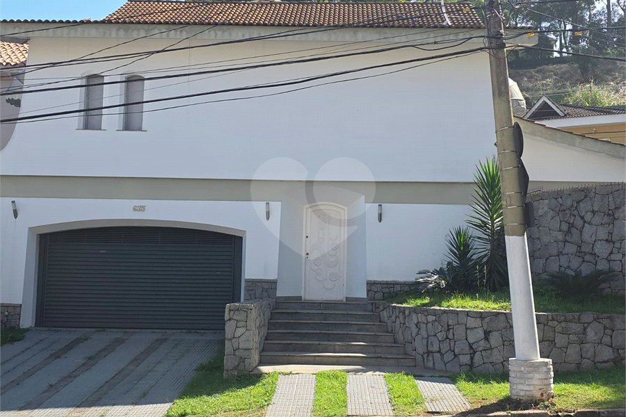 Sobrado à venda com 3 suítes em Jardim França, São Paulo, SP