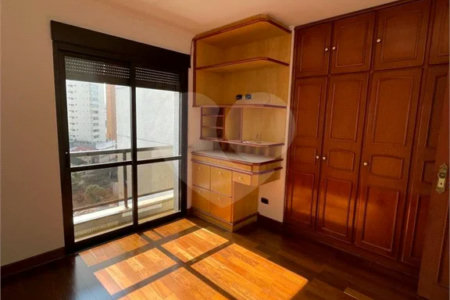 Apartamento à venda com 4 quartos, sendo 3 suítes,  em Santana, São Paulo, SP