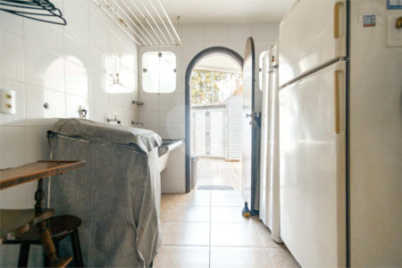 Casa Térrea à venda com 3 quartos, sendo 1 suíte, em Vila Inah, São Paulo, SP