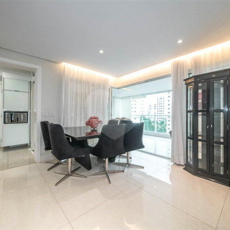 Apartamento à venda com 3 quartos, sendo 2 suítes, em Vila Mariana, São Paulo, SP