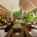 Casa à venda com 5 suítes em Jardim Cordeiro, São Paulo, SP