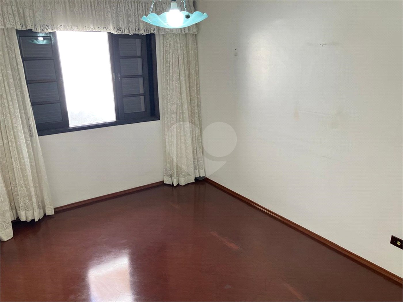 Sobrado à venda com 3 quartos, sendo 1 suíte, em Vila Mazzei, São Paulo, SP