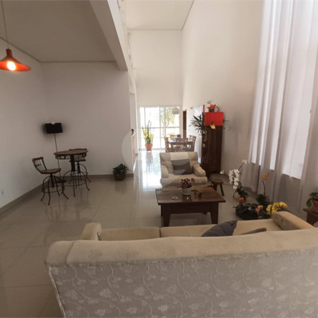 Sobrado à venda com 3 quartos, sendo 1 suíte, em Jardim Solar do Bosque, Sorocaba, SP