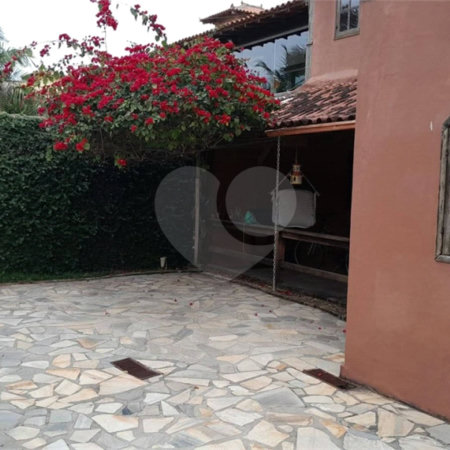 Casa à venda com 4 quartos, sendo 2 suítes, em Albatroz, Armação dos Búzios, RJ