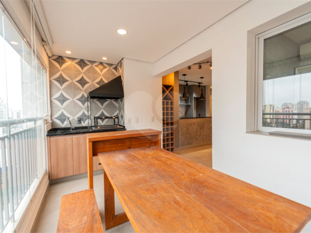 Apartamento à venda com 2 quartos, sendo 1 suíte,  em Jardim Prudência, São Paulo, SP